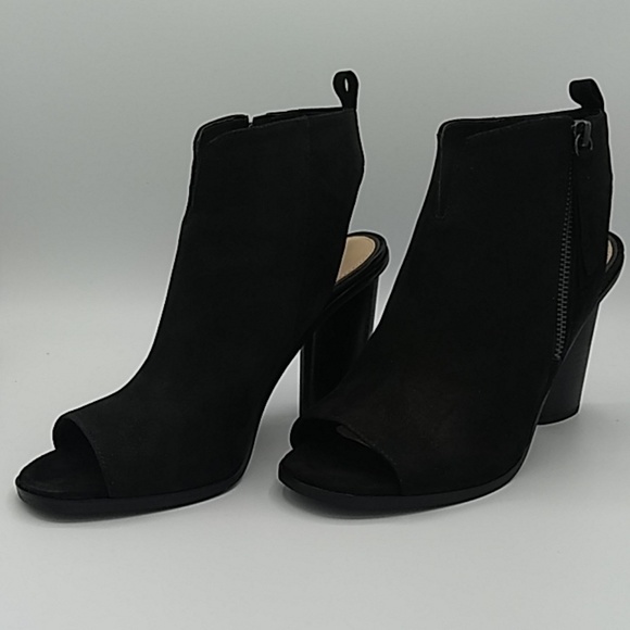 Gianni Bini Shoes - Gianni Bini Tylar Booties